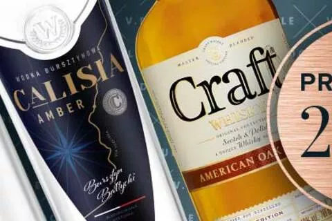Nowe alkohole premium AWW – V.Double Vodka, Calisia Amber i Craft® Whisky 3YO Zdjęcie przedstawiające trzy butelki alkoholi premium AWW: V.Double Vodka, Calisia Amber i Craft® Whisky 3YO